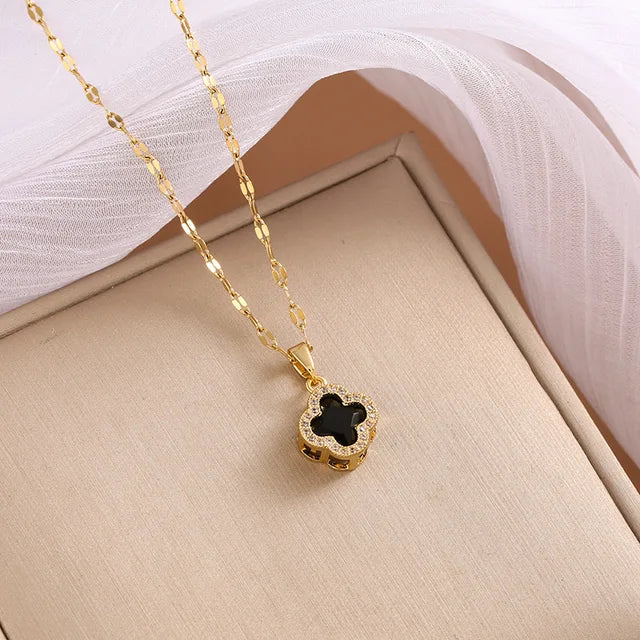 Collar Trebol