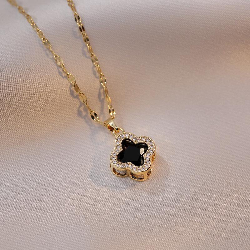 Collar Trebol